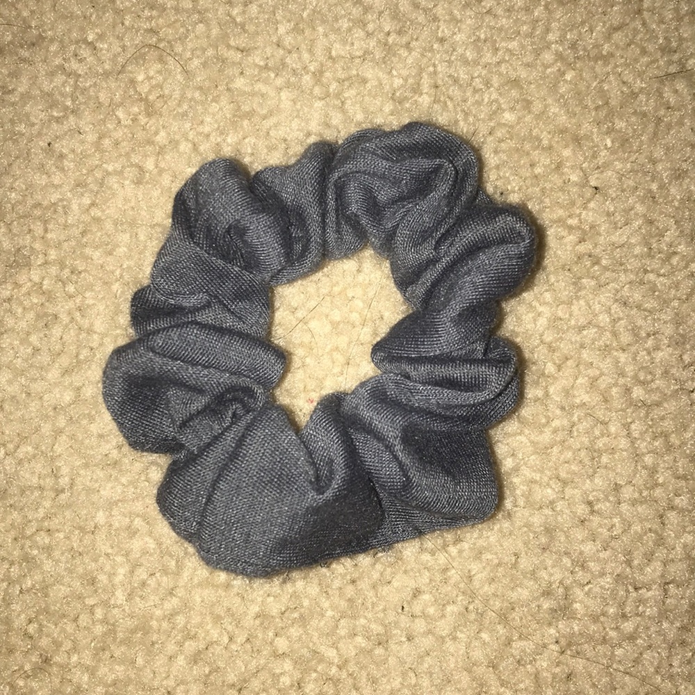 Assorted Scrunchie Pack - Picture 4 of 5